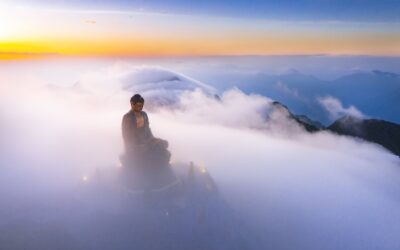 ảnh đại tượng phật A Di Đà huyền ảo tựa tiên cảnh