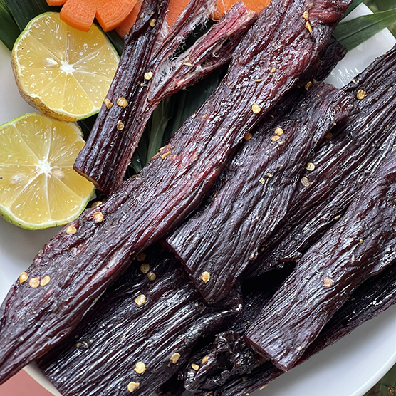 thịt trâu gác bếp